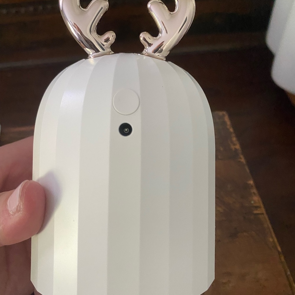 Mini Deer Diffuser - Picture 3 of 5